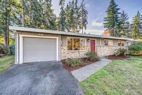 7328 Heinz Pl, Lynnwood, WA 98036