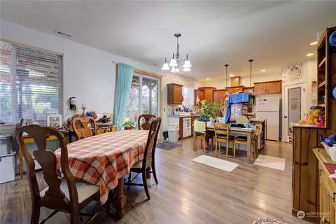 8404 198th St E, Spanaway, WA 98387 photo 11