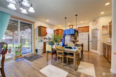 8404 198th St E, Spanaway, WA 98387 photo 6