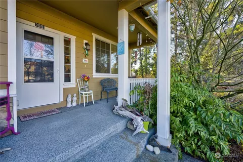 8404 198th St E, Spanaway, WA 98387 photo 2