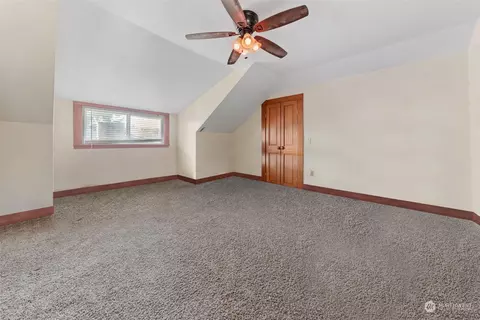 1429 Everett St, Sumner, WA 98390 photo 5