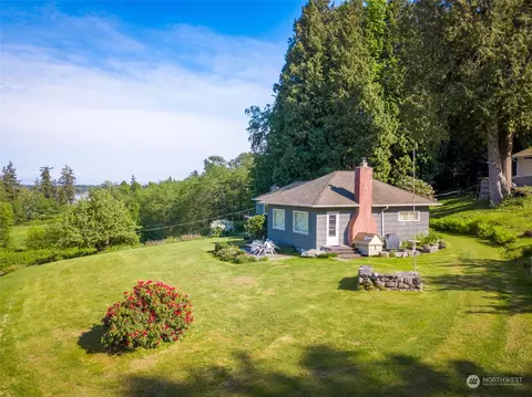 5273 Drayton Harbor Rd, Blaine, WA 98230