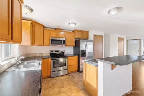 709 E Fir St, Sequim, WA 98382 photo 13