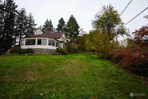 403 S 6th St, Dayton, WA 99328