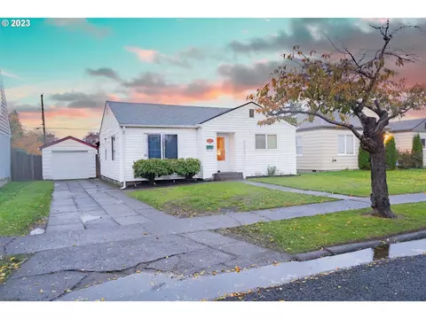 527 19th Ave, Longview, WA 98632
