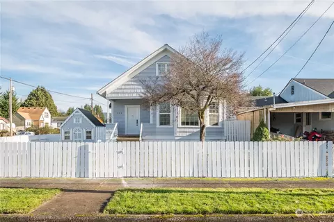 406 N 8th Ave, Kelso, WA 98626