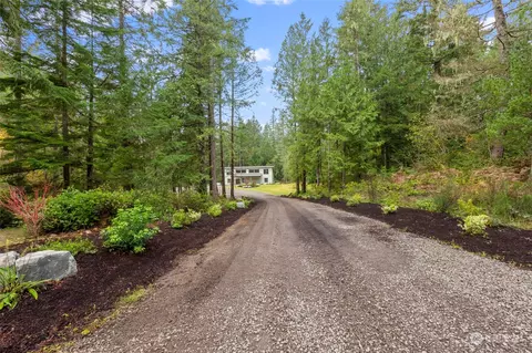 149 Lost Hwy W, Seabeck, WA 98380