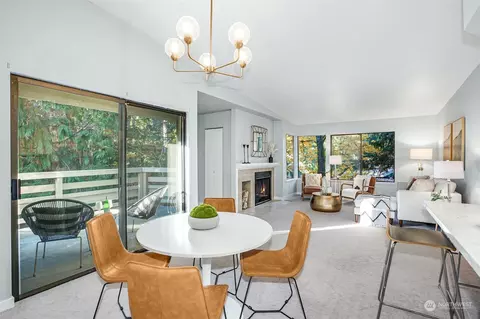 1266 Bellevue Way NE #4, Bellevue, WA 98004
