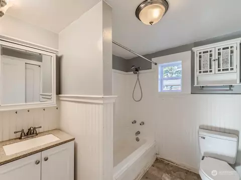 1112 E Marine View Dr, Everett, WA 98201 photo 16