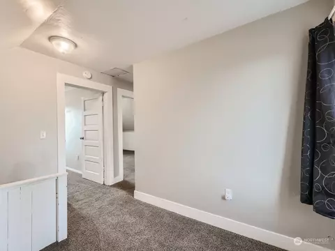 1112 E Marine View Dr, Everett, WA 98201 photo 18