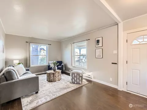 1112 E Marine View Dr, Everett, WA 98201 photo 9