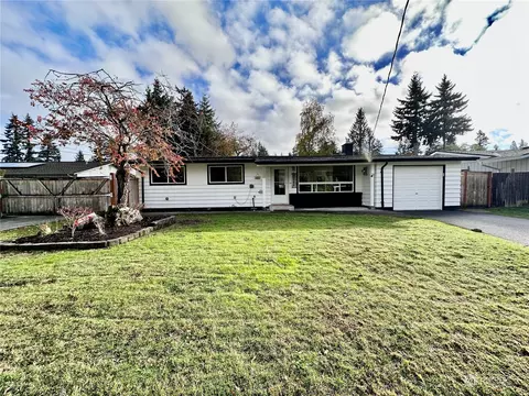 30126 2nd Pl SW, Federal Way, WA 98023