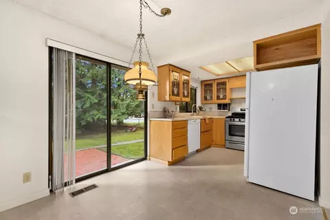 10605 NE 146th St, Bothell, WA 98011 photo 7