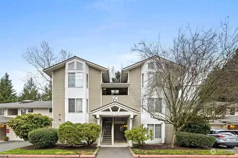 2001 120th Pl SE #6-104, Everett, WA 98208
