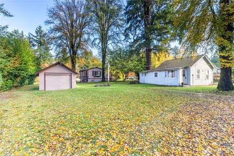 3122 Northlake Way NW, Bremerton, WA 98312
