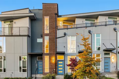 1054 E Harrison St, Seattle, WA 98102