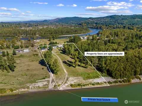 207 Horseshoe Bend Est, Kelso, WA 98626