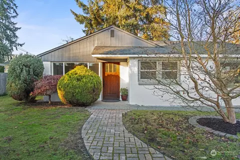 1320 N 188th St, Shoreline, WA 98133