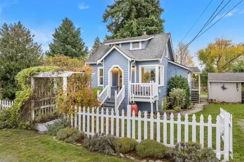 10044 6th Ave SW, Seattle, WA 98146