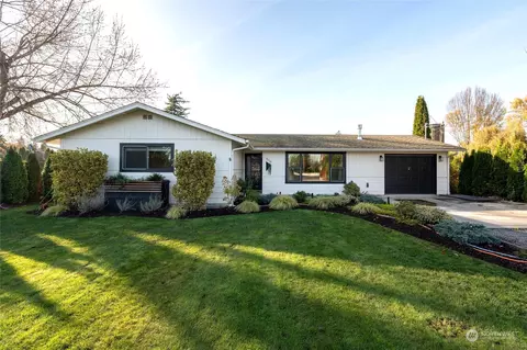516 E Wiser Lake Rd, Lynden, WA 98264