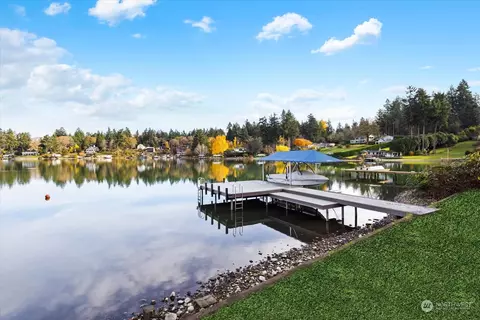 11107 Lake Steilacoom Dr SW, Lakewood, WA 98498