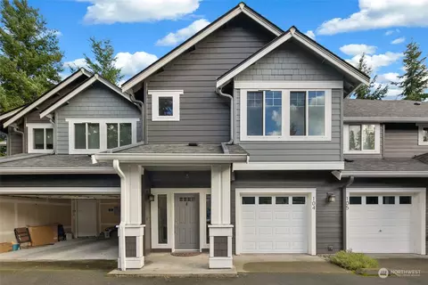 5501 Lakemont Blvd SE #104, Bellevue, WA 98006