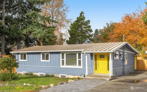 2914 NE 6th St, Renton, WA 98056