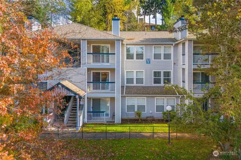 33020 10th Ave SW #Y104, Federal Way, WA 98023