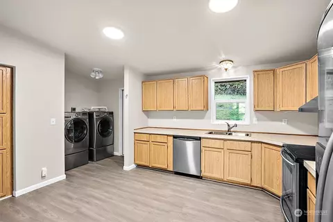 14418 215th Ave E, Bonney Lake, WA 98391 photo 8