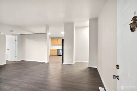 14418 215th Ave E, Bonney Lake, WA 98391 photo 2