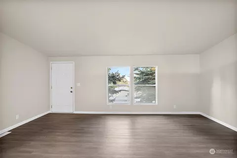 14418 215th Ave E, Bonney Lake, WA 98391 photo 6