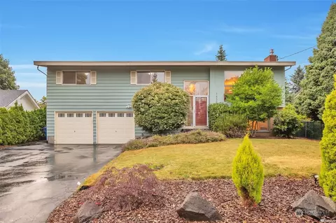 1450 SW 149th St, Burien, WA 98166