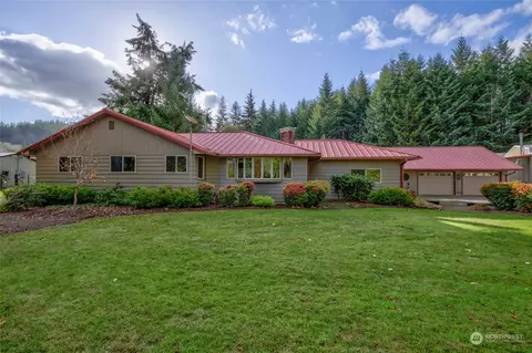 1502 N River Rd, Cosmopolis, WA 98537