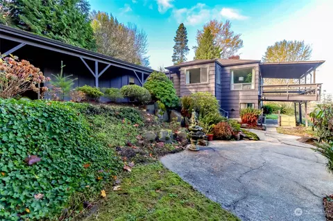 10831 Aqua Way S, Seattle, WA 98168