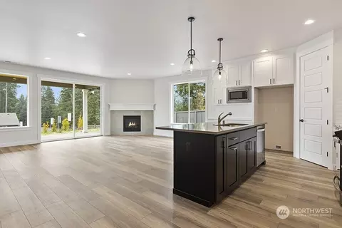 1036 Okerlund Dr, Enumclaw, WA 98022 photo 11