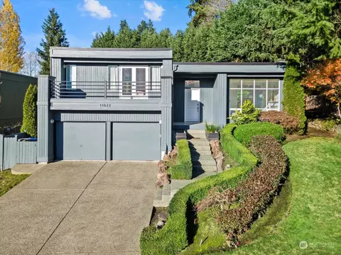 11022 NE 96th St, Kirkland, WA 98033