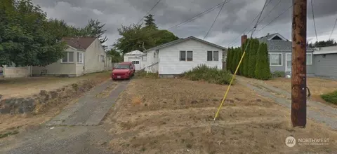 2635 Perry Ave, Bremerton, WA 98310