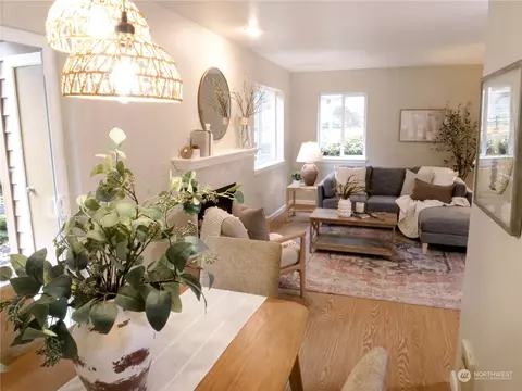 455 Newport Way NW #202, Issaquah, WA 98027