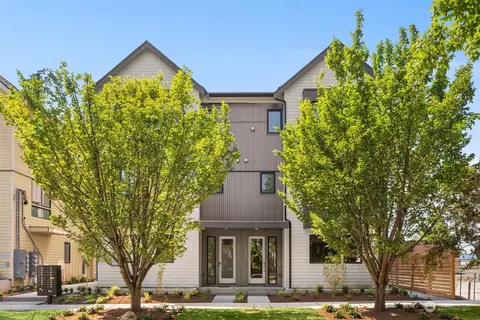 8041 B Mary Ave NW, Seattle, WA 98117