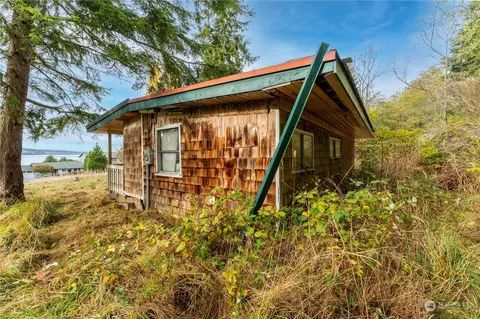 3307 E Harbor Rd, Langley, WA 98260
