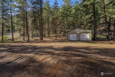 4640 Navarre Coulee Rd, Chelan, WA 98816