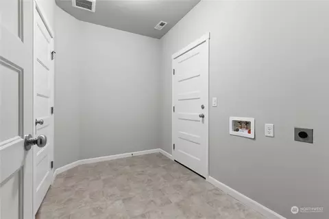 16711 8th Ave E #100, Spanaway, WA 98387 photo 13