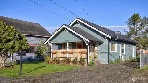 617 Perry Ave, Hoquiam, WA 98550