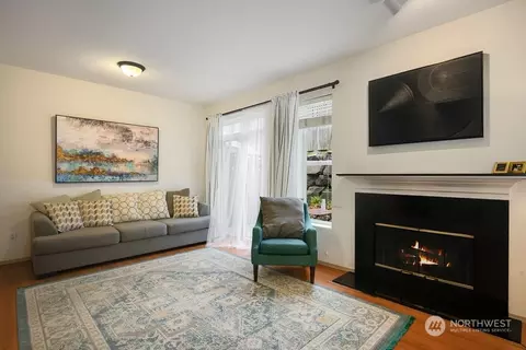 14906 29th Ave W #G103, Lynnwood, WA 98087