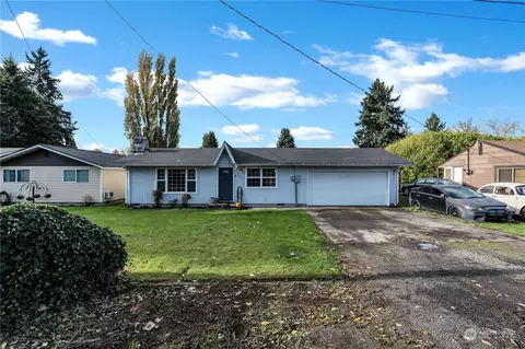 2245 32nd Ave, Longview, WA 98632