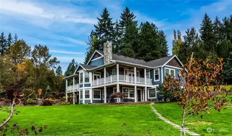 7124 Maltby Rd, Woodinville, WA 98072