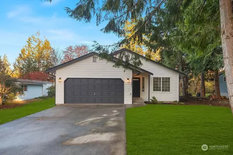 11601 199th Ave E, Bonney Lake, WA 98391