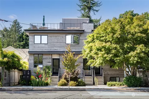 3306 W Government Way #A, Seattle, WA 98199