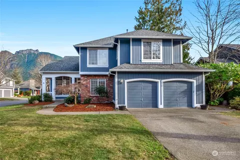 410 SE 9th St, North Bend, WA 98045