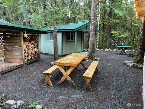 18 Drial Loop, Deming, WA 98244 photo 4